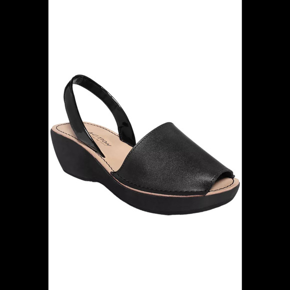 Kenneth Cole Reaction Women's Fine Glass Wedge Sandals Black - Medium - Picture 1 of 3